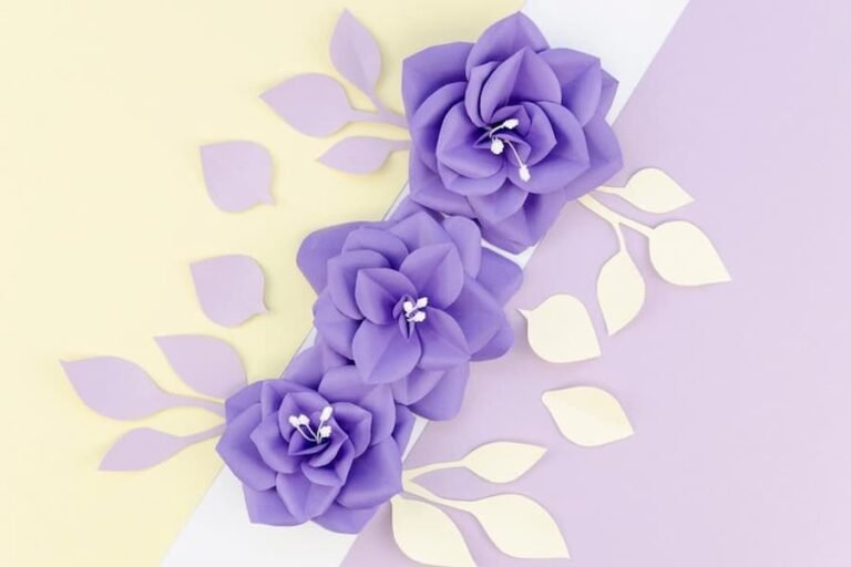 Purple Rose Meaning: Spirituality, Symbolism and Interpretation